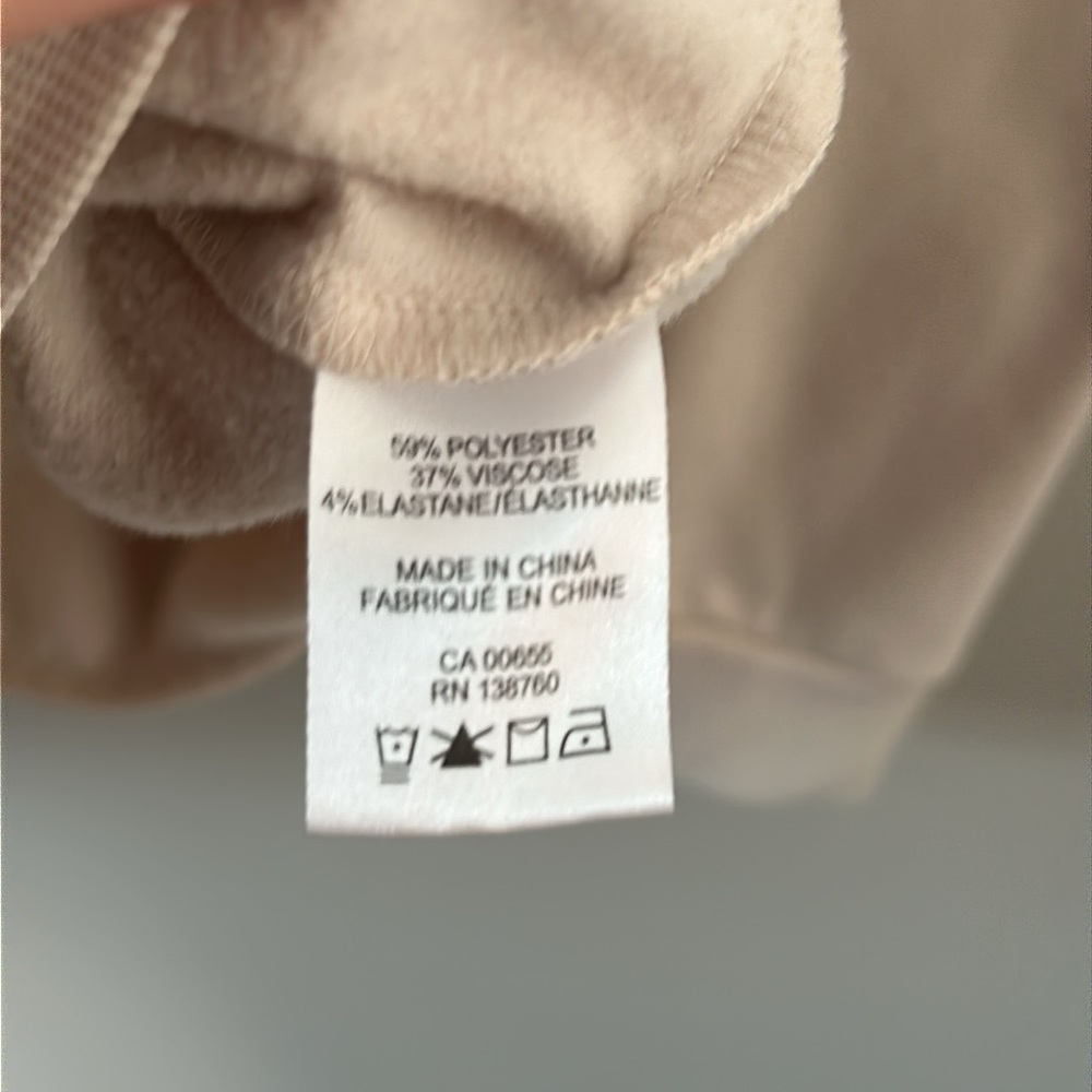 Reitmans R Essentials Cream Crew Neck Pull Over Sweatshirt - Picture 7 of 11